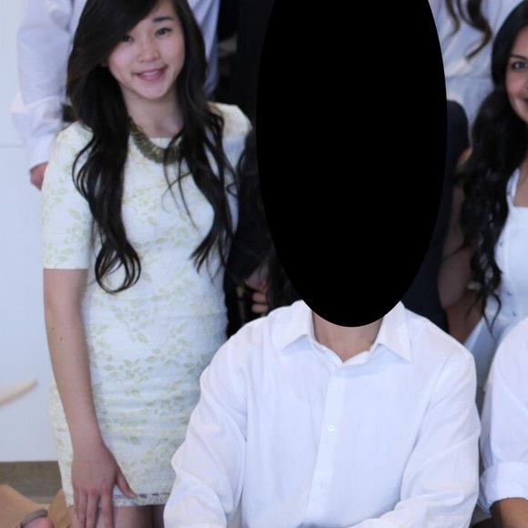 3/$20 White lace dress with hints of gold - Picture 5 of 5